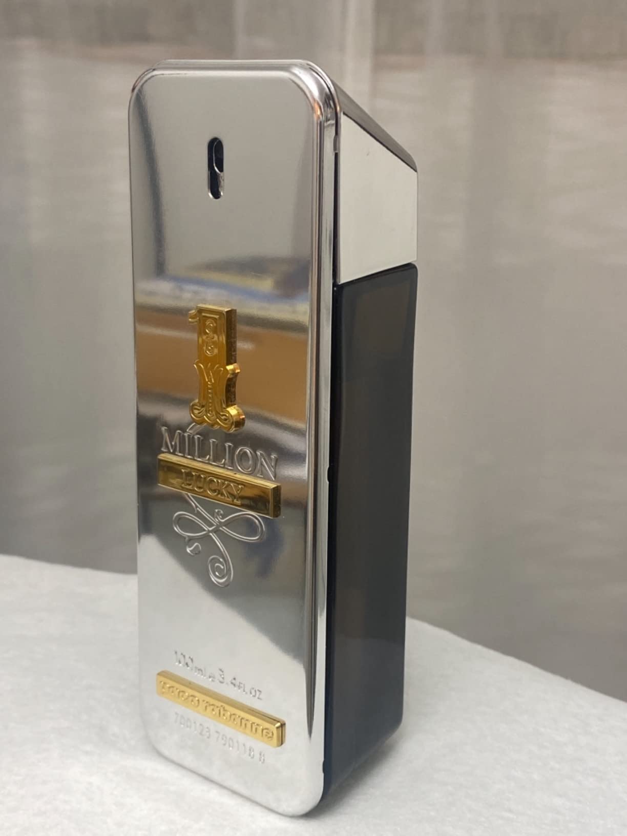 Rabanne 1 Million Parfum/Lucky - đánh giá và giá Event & Party Supply Photos