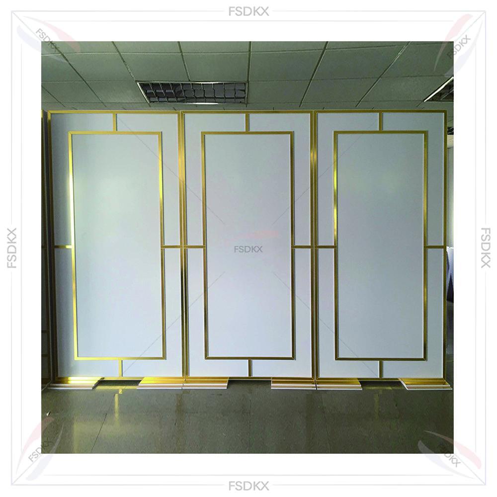 Shiny Gold Party Supplies Back - đánh giá và giá Event Party Supply Rental